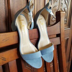 NWT Lulus Ankle Strap Block Heels